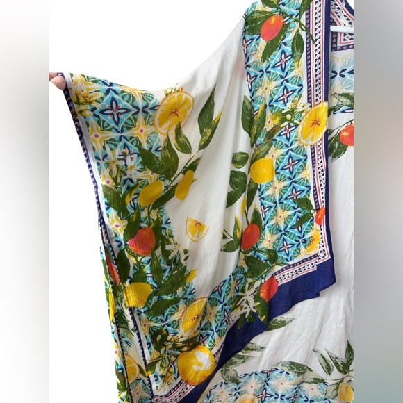 Vince Camuto lemon tile printed topper, coverup, One Size, Beach Pool Resort - Picture 4 of 14